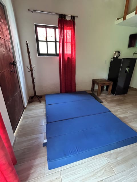 Romantic Cabin, Hill View | Extra beds