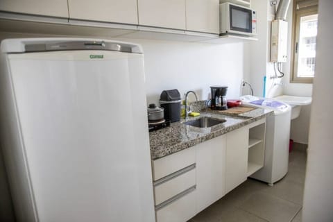 Deluxe Studio, Balcony | Private kitchen