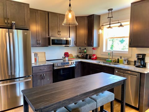 Traditional House, 2 Bedrooms, Private Pool, Mountain View | Private kitchen | Coffee/tea maker, highchair