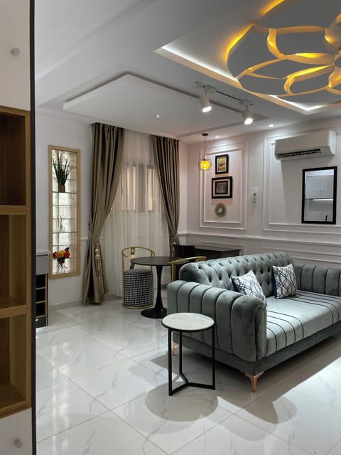 Luxury Apartment | Living area