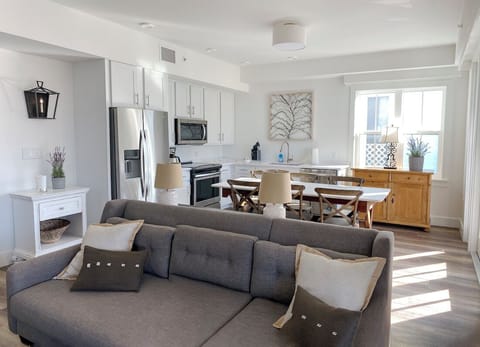 Deluxe Suite | Living area