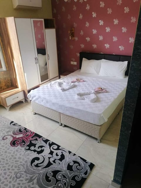 Family Apartment | 1 bedroom, iron/ironing board, free WiFi