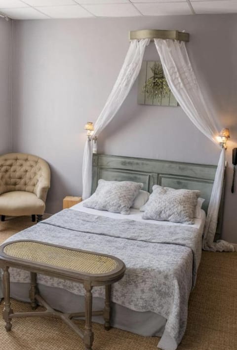 Comfort Double Room | Iron/ironing board, free WiFi