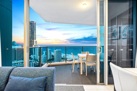 2 Bedroom 2 Bathroom - Ocean View - Level 26 Apartment | Balcony