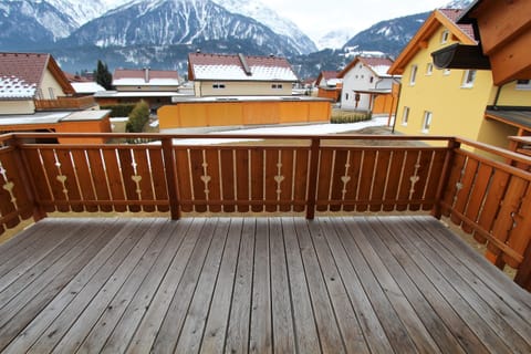 Classic Chalet, 3 Bedrooms | Balcony