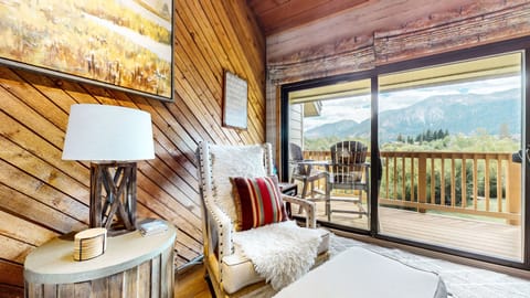 Condo, 2 Bedrooms | Living area | Smart TV