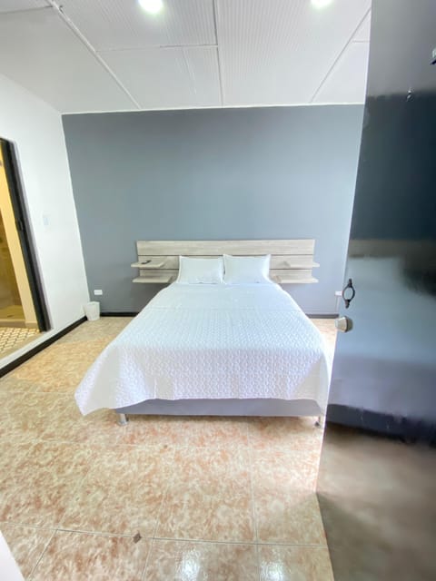 Double Room, 1 Double Bed, City View | Desk, iron/ironing board, free WiFi
