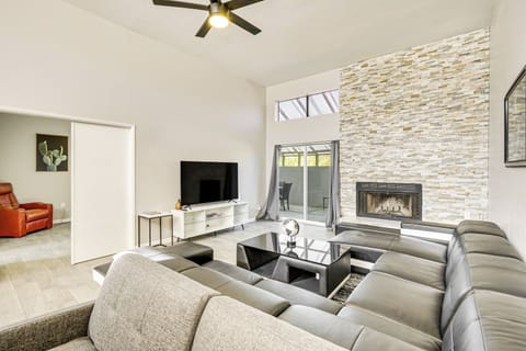 House (2 Bedrooms) | Front of property