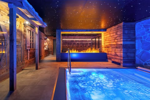 Sauna, hot tub, steam room, hot stone massages, Thai massages