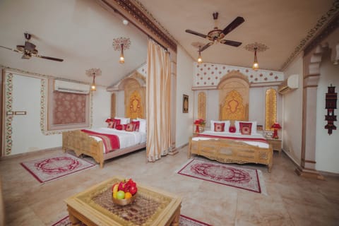 Family Royal Suite | Premium bedding, minibar, in-room safe, desk