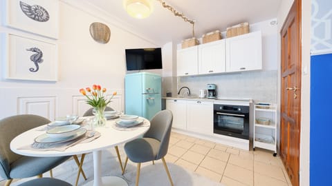 Domek (57) | Private kitchen | Electric kettle