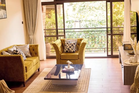 Economy Apartment, Hill View | Living area