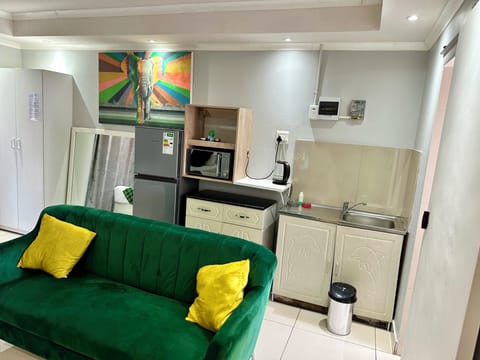 Superior Room, Balcony, City View | Soundproofing, free WiFi