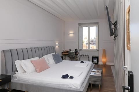 Egyptian cotton sheets, premium bedding, down comforters