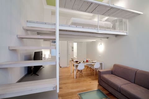 Honeymoon Loft, 1 Double Bed with Sofa bed, Kitchen | 1 bedroom, free WiFi