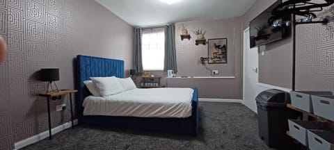 Superior Suite, Ensuite (Room 14) | WiFi (free)