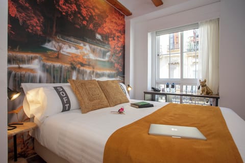 Double Room | Individually decorated, laptop workspace, free WiFi