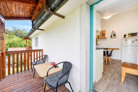 Family Apartment, 2 Bedrooms, 2 Bathrooms, Mountainside (Villa Salamander Suite - Garden & EV) | Balcony