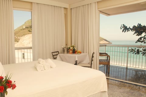 Panoramic Room, Balcony, Beach View | Hypo-allergenic bedding, minibar, in-room safe, individually decorated