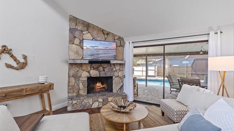 House, 3 Bedrooms | Living area | Smart TV