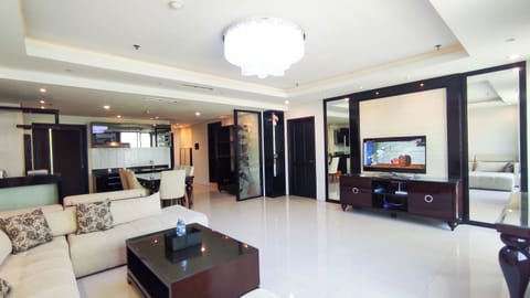 Deluxe Apartment (twin) | Living area