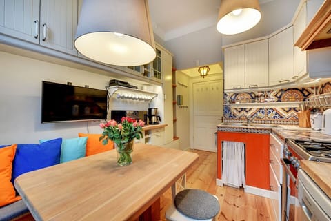 Comfort Apartment | Private kitchen | Electric kettle