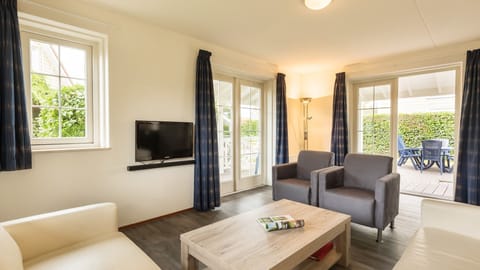 Villa (Comfort 6) | Living room | TV