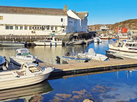 House | Marina