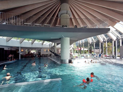 Chalet | Pool | Outdoor pool