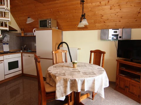 House | Private kitchen | Highchair