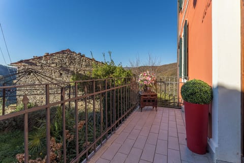 Villa, Balcony, Hill View | Balcony