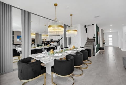Villa, Multiple Bedrooms | Dining