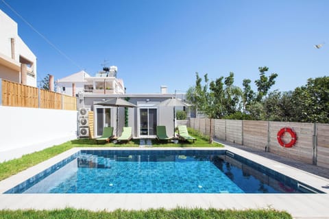 House, Pool View | Private pool