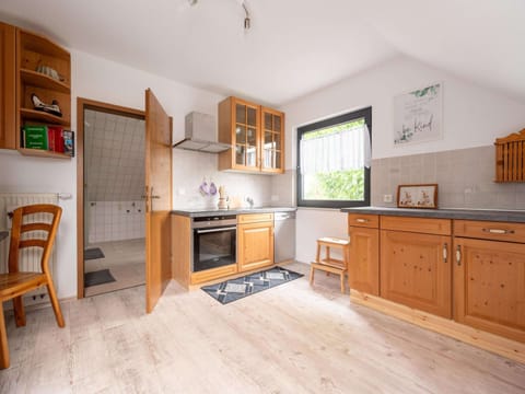 Apartment | Private kitchen | Electric kettle, toaster