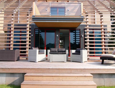 House | Balcony