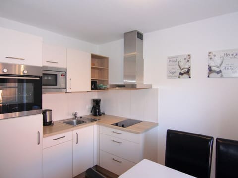 Apartment | Private kitchen | Highchair