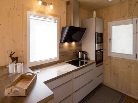 Chalet | Private kitchen | Highchair
