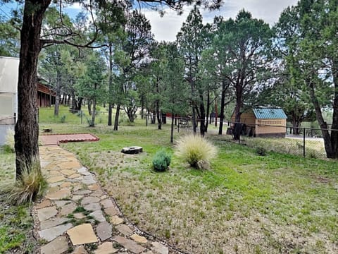 House (4 Bedrooms) | Property amenity
