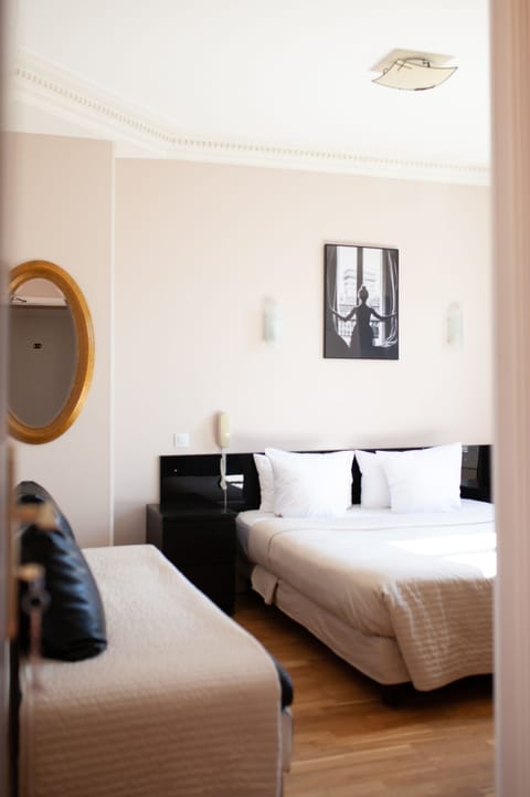 Superior Double Room | In-room safe, desk, blackout drapes, iron/ironing board