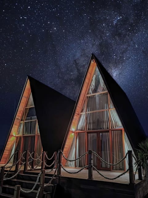 Deluxe Villa, Pool View | Desk, soundproofing, iron/ironing board, free WiFi