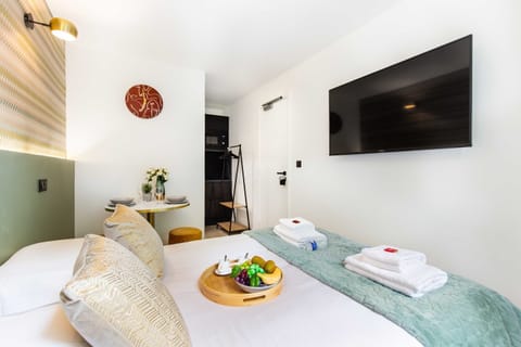 Apartment | 1 bedroom, iron/ironing board, bed sheets
