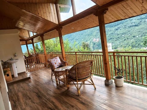Deluxe Double Room, 1 King Bed, Balcony, Mountain View | Balcony view