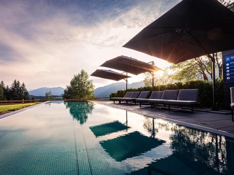 Apartment | Pool | Outdoor pool