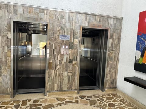 Elevator