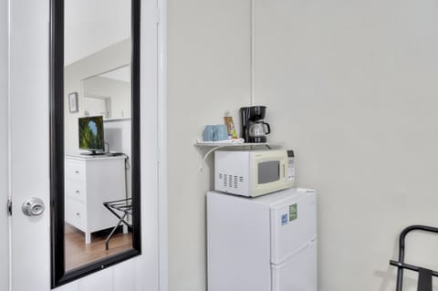 Standard Room, 1 King Bed | Free WiFi