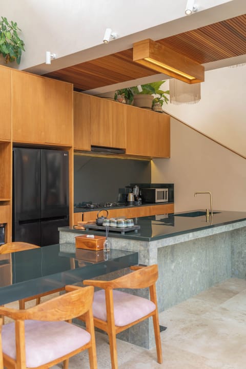 Deluxe Villa, Pool View | Private kitchen | Fridge, microwave, stovetop, cookware/dishes/utensils