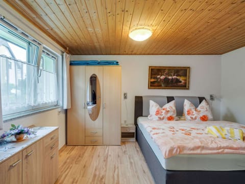 Classic Apartment, 1 Bedroom | 1 bedroom, individually furnished, bed sheets