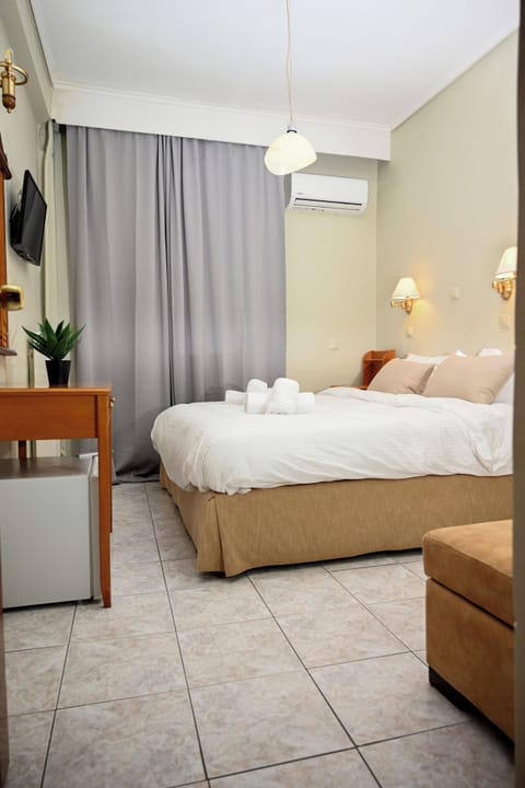 In-room safe, blackout drapes, soundproofing, iron/ironing board