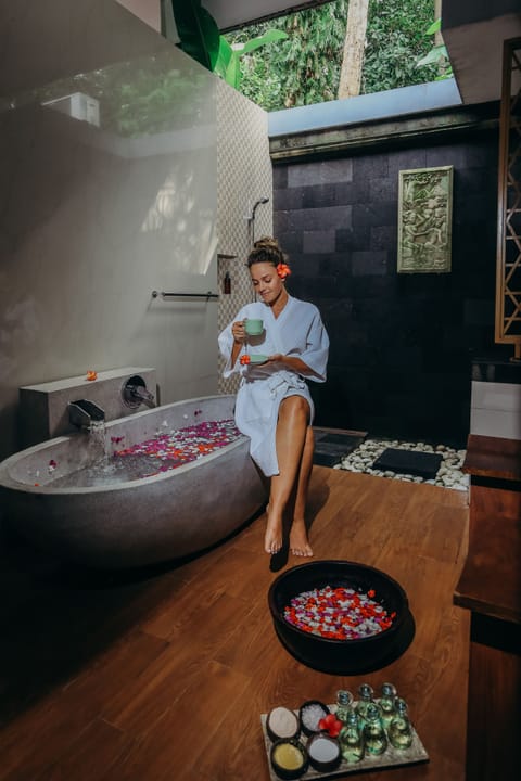 Hot stone massages, massages