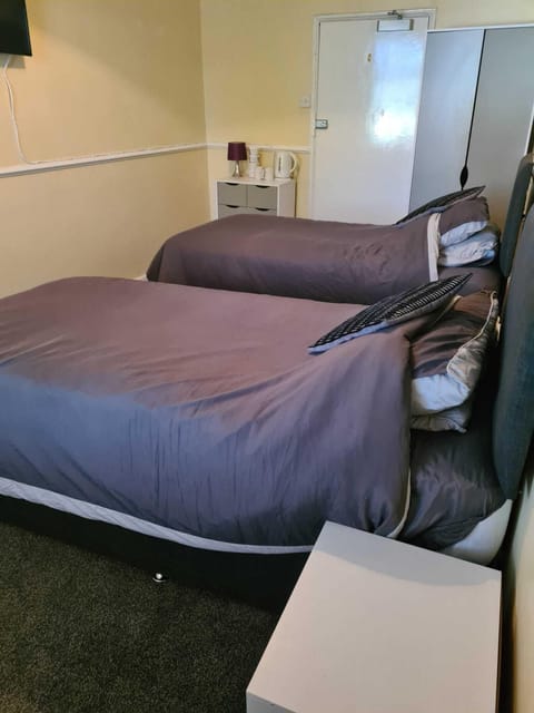 Basic Double or Twin Room | Free WiFi